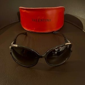 VALENTINO Oversize Gradient Women’s Sunglasses